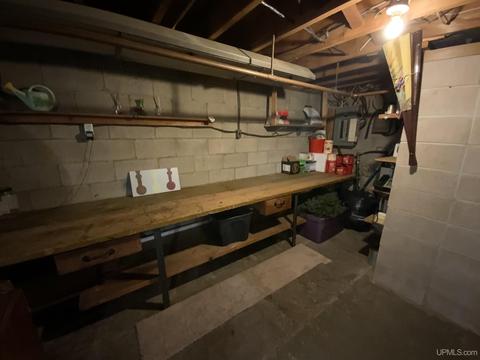 100 N Marigold, Ishpeming, MI 49849 photo 30