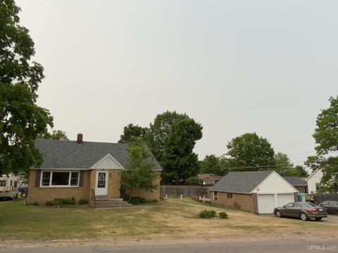 100 N Marigold, Ishpeming, MI 49849 photo 36