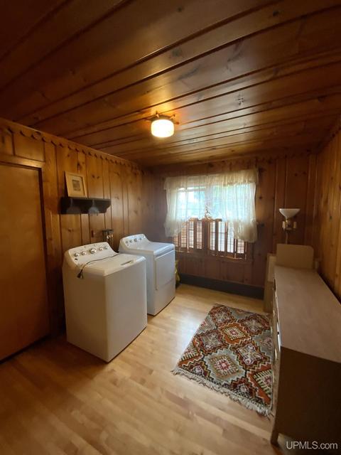 100 N Marigold, Ishpeming, MI 49849 photo 14