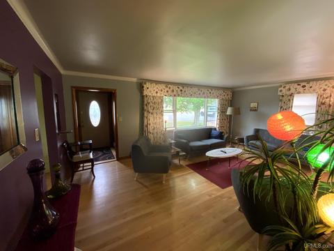 100 N Marigold, Ishpeming, MI 49849 photo 4