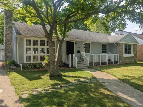 1949 Harry, Saginaw, MI 48602