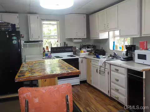 107 5th St, Alpha, MI 49902 photo 11