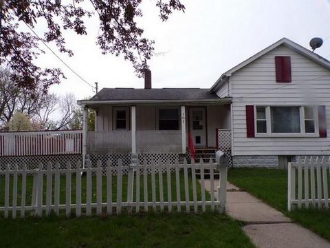 107 Campau, Bay City, MI 48706
