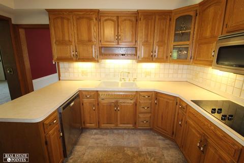 1320 Devonshire Rd, Grosse Pointe Park, MI 48230 photo 11