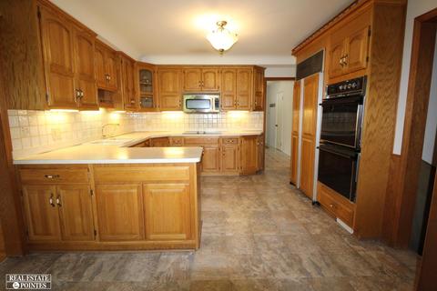 1320 Devonshire Rd, Grosse Pointe Park, MI 48230 photo 10