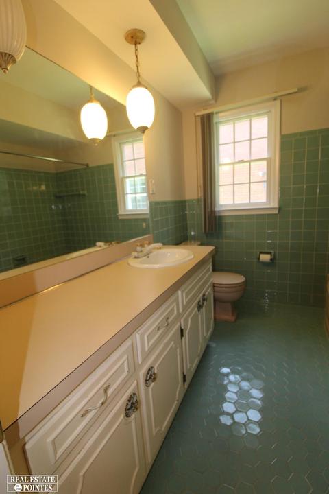 1320 Devonshire Rd, Grosse Pointe Park, MI 48230 photo 23