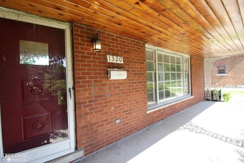 1320 Devonshire Rd, Grosse Pointe Park, MI 48230 photo 5