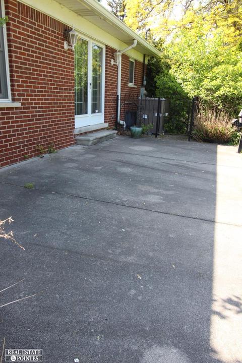 1320 Devonshire Rd, Grosse Pointe Park, MI 48230 photo 53