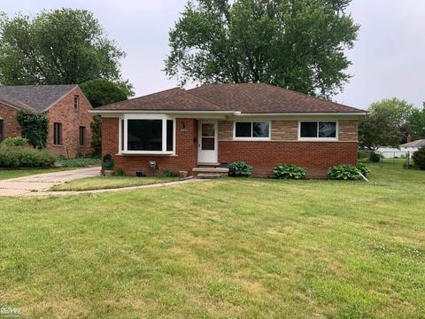 23510 Brookdale, Saint Clair Shores, MI 48082