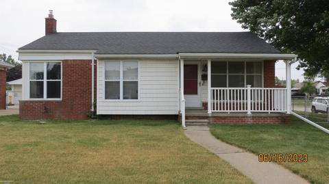16840 E 12 Mile, Roseville, MI 48066