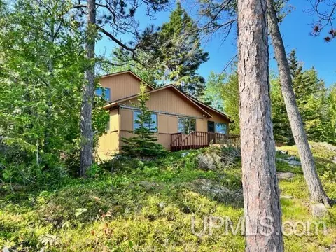 7743 M26, Mohawk, MI 49950 photo 4