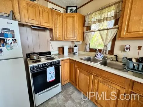 7743 M26, Mohawk, MI 49950 photo 13