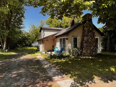 355 N Second, Harrison, MI 48625