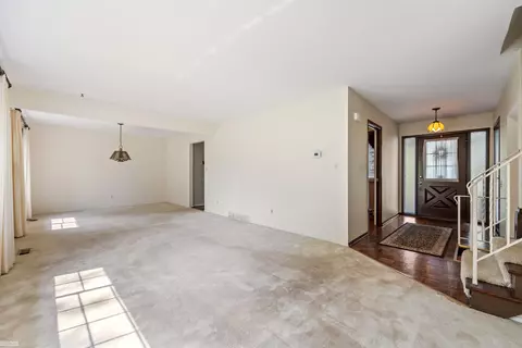 60476 Apache, Washington, MI 48094 photo 6