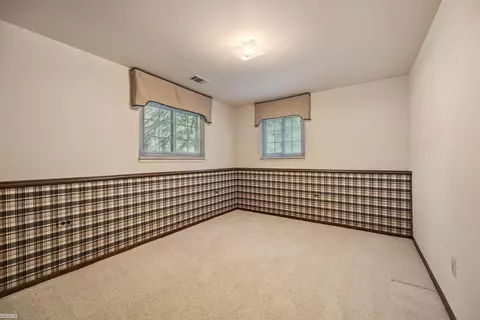 60476 Apache, Washington, MI 48094 photo 34