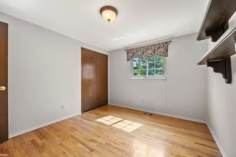 60476 Apache, Washington, MI 48094 photo 21