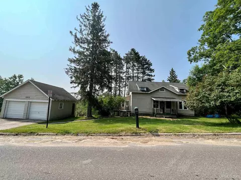 1013 W Franklin, Iron River, MI 49935