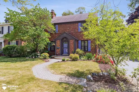 1113 Maxine, Flint, MI 48503 photo 3