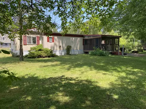 4155 Clendening, Gladwin, MI 48624 photo 2