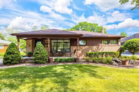 22470 Marter, Saint Clair Shores, MI 48080