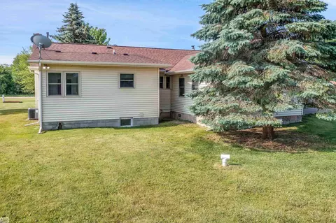15760 Donald, Capac, MI 48014 photo 29
