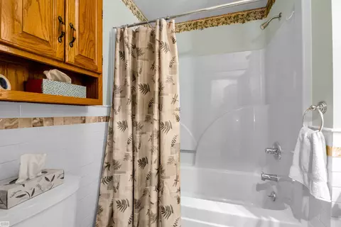 15760 Donald, Capac, MI 48014 photo 13