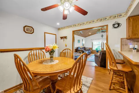 15760 Donald, Capac, MI 48014 photo 12