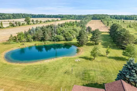 15760 Donald, Capac, MI 48014 photo 38