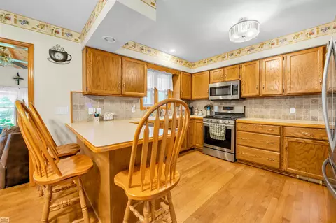 15760 Donald, Capac, MI 48014 photo 11