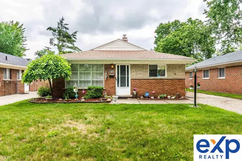 12824 Royal Grand, Redford, MI 48239