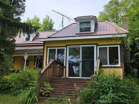 5325 Washington, Carsonville, MI 48419