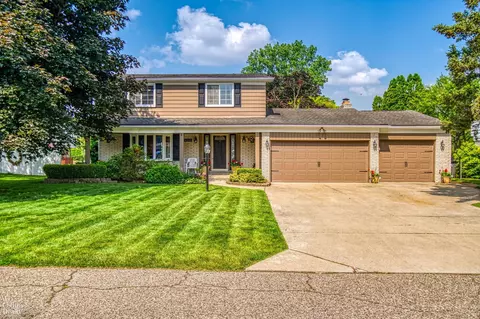 38355 John P St, Clinton Township, MI 48036