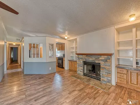 943 Cherry, Monroe, MI 48161 photo 7