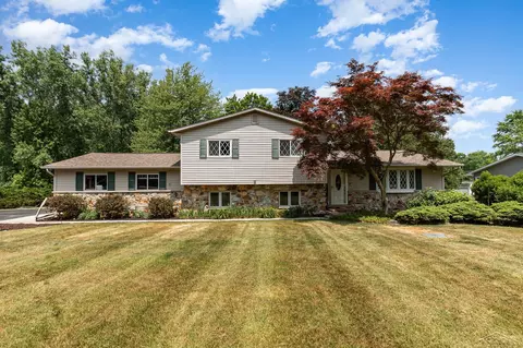 3596 Midland Rd, Saginaw, MI 48603