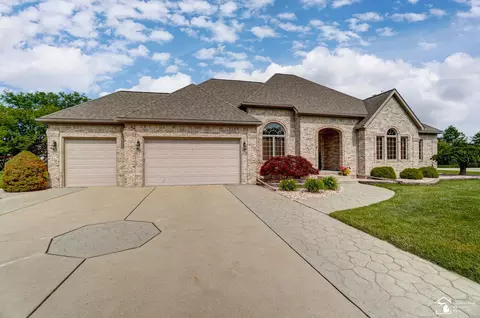 225 Eagle Ct, Monroe, MI 48162 photo 3