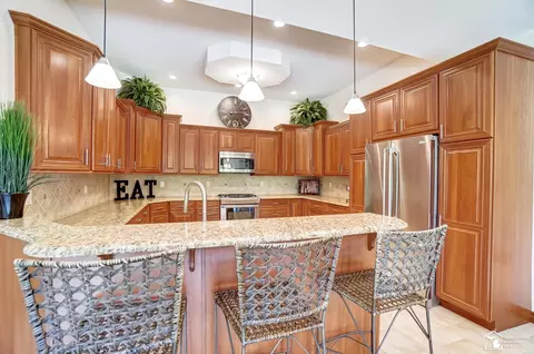 225 Eagle Ct, Monroe, MI 48162 photo 11