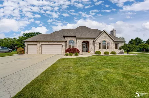 225 Eagle Ct, Monroe, MI 48162 photo 2