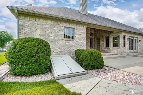 225 Eagle Ct, Monroe, MI 48162 photo 46