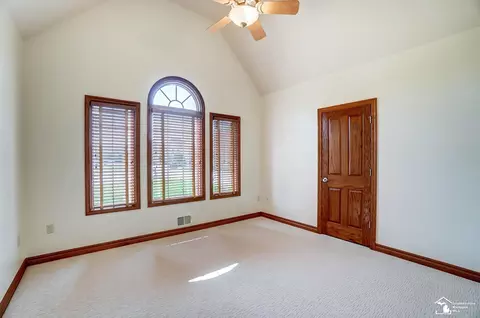 225 Eagle Ct, Monroe, MI 48162 photo 35