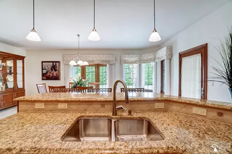 225 Eagle Ct, Monroe, MI 48162 photo 14
