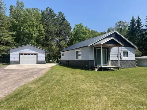 23 S Greenwood, L'anse, MI 49946