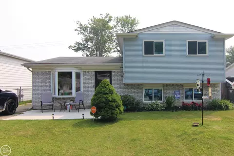 24954 Orchid, Harrison Township, MI 48045