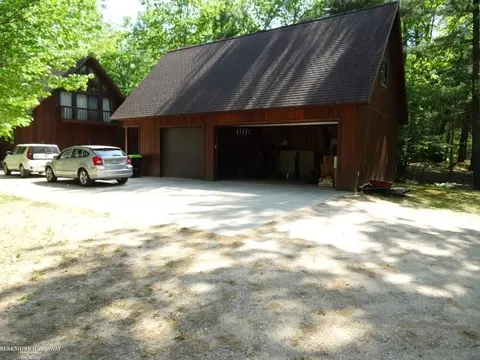 4782 Lancer, Gladwin, MI 48624 photo 8