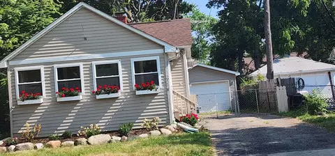 734 Ingleside, Flint, MI 48507