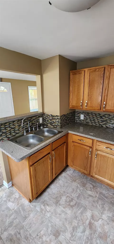 734 Ingleside, Flint, MI 48507 photo 14