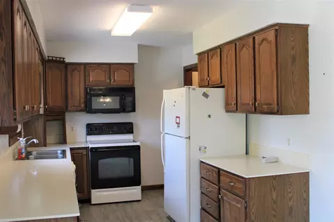 18195 Gilmore Rd, Armada, MI 48005 photo 11