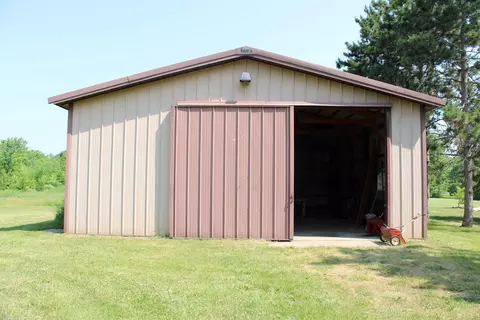 18195 Gilmore Rd, Armada, MI 48005 photo 29