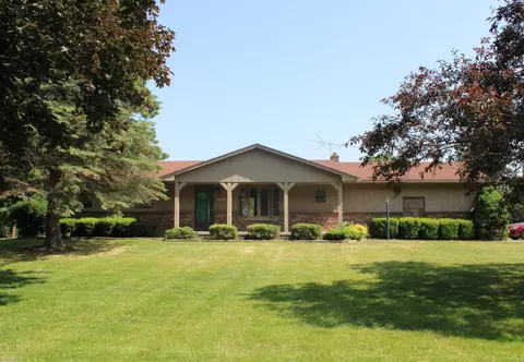 18195 Gilmore Rd, Armada, MI 48005