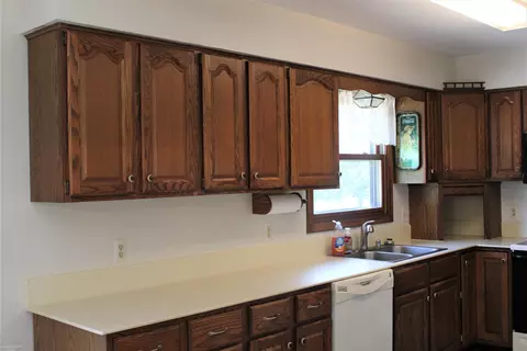 18195 Gilmore Rd, Armada, MI 48005 photo 10