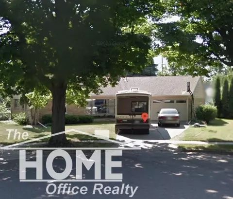 1721 Dover Pl, Lansing, MI 48910